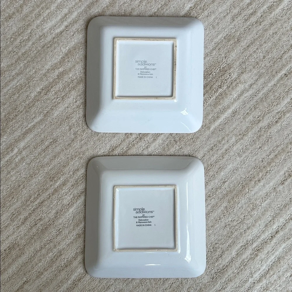 Set of 2 Pampered Chef Simple Additions Appetizer Salad Dessert Plates White 7”